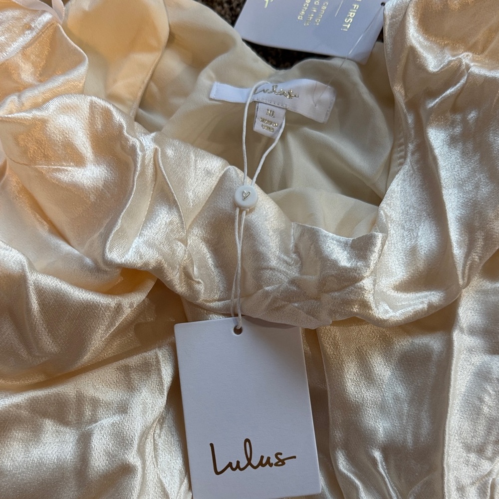 Lulu's Cream Satin Wedding Dress